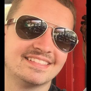 Meet your Posher, Andrew